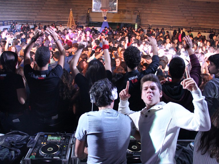 Flight 49 at Champville